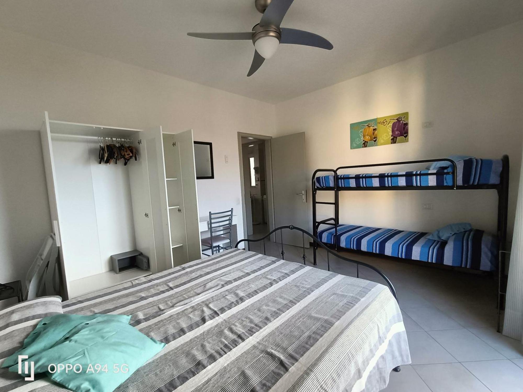 Appartamenti Casa Nina, Lago,Montagne, Uliveti Brenzone sul Garda Bagian luar foto